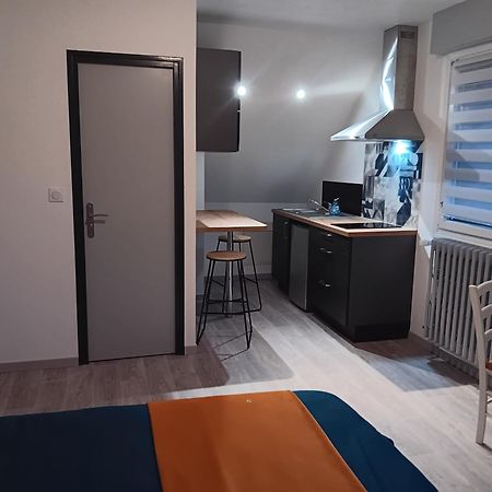Studio Est Proche Centre Ville Loudéac Extérieur photo